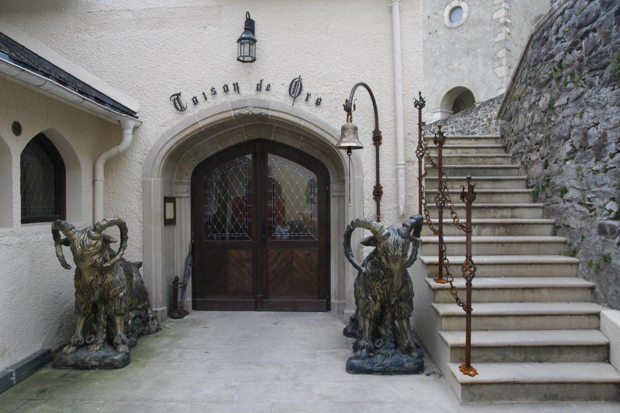 Auberge Toison D'Or Cette-Eygun Екстер'єр фото
